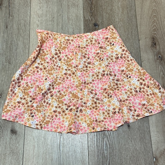 FULL TILT Flippy Womens Skirt - Picture 4 of 6